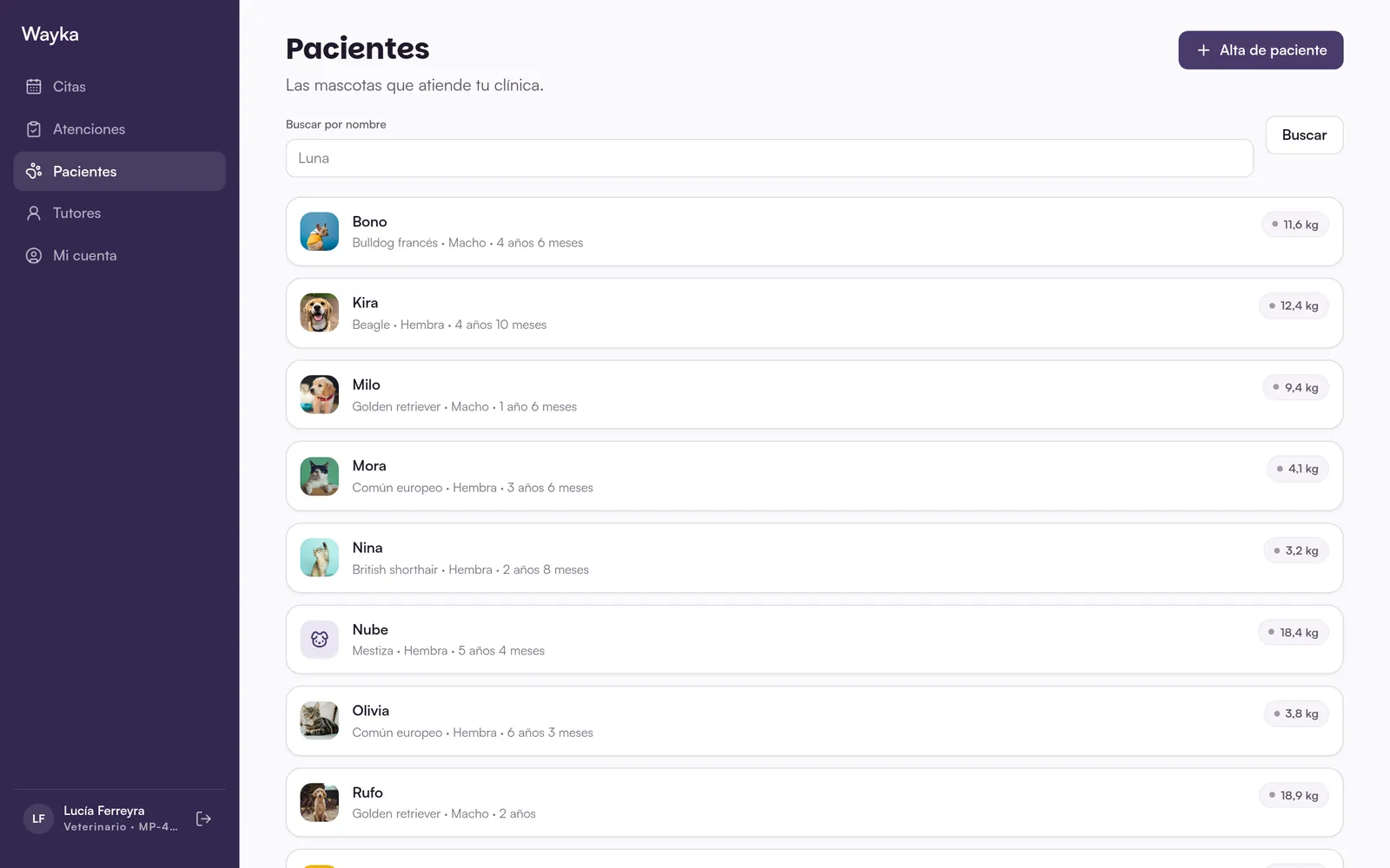 Pantalla de Pacientes en la web de la clínica: la lista de mascotas que atiende, cada una con su raza, su edad y su peso